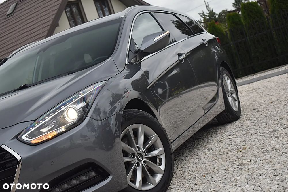 Hyundai i40 1.7 CRDi Comfort - 2