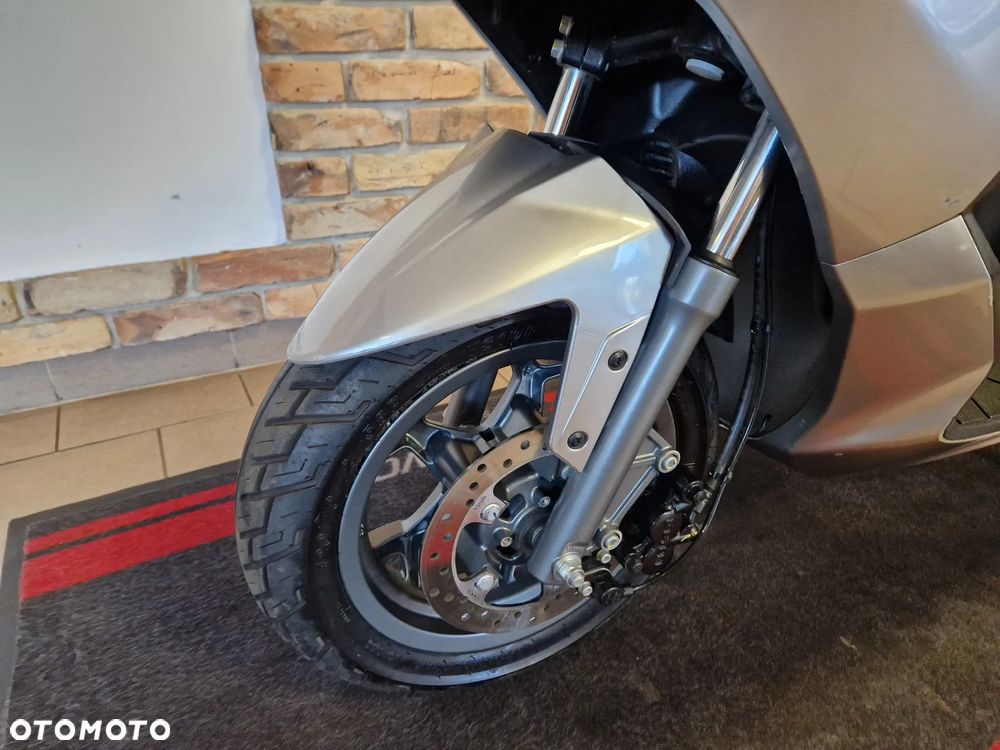 Aprilia SX - 18