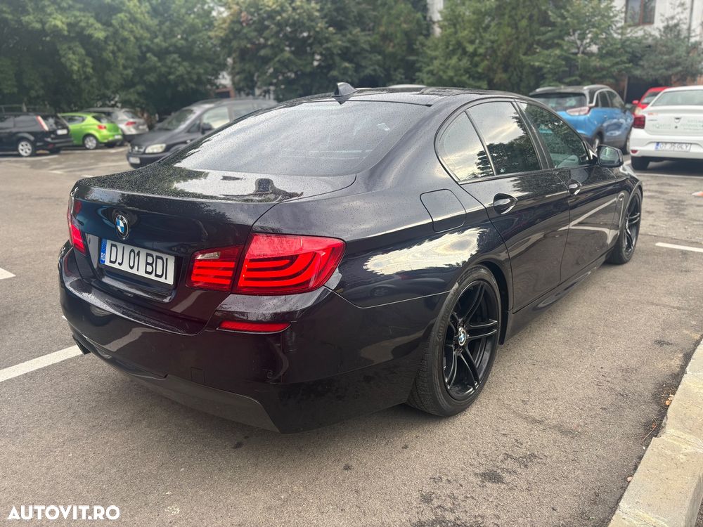 BMW Seria 5 525d Sport-Aut. Modern Line - 13