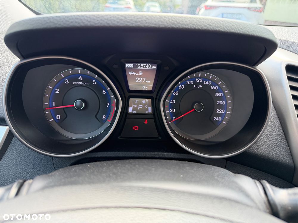 Hyundai i30 Kombi 1.6 GDi DCT Premium - 16