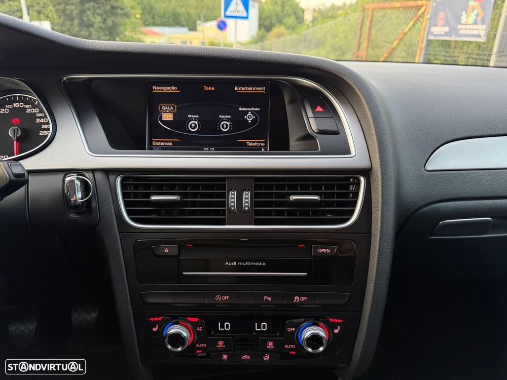 Audi A4 Avant 2.0 TDI Business Line - 26