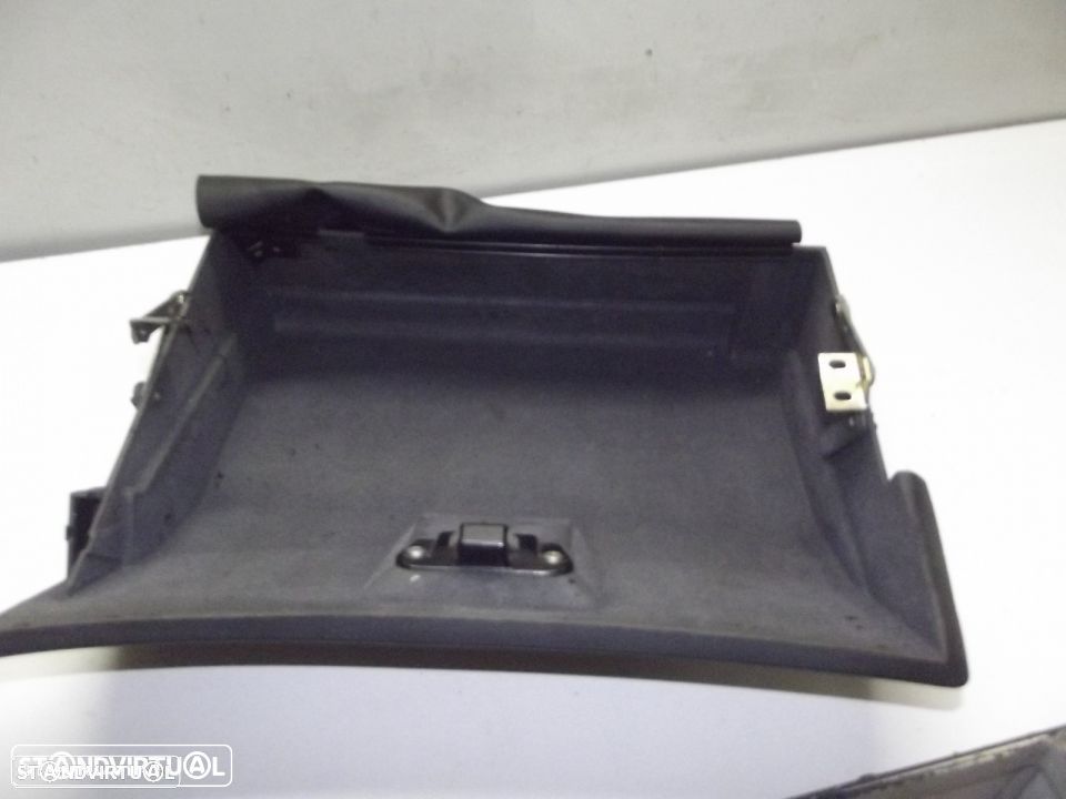 bmw 735 I porta luvas c/fecho - 1