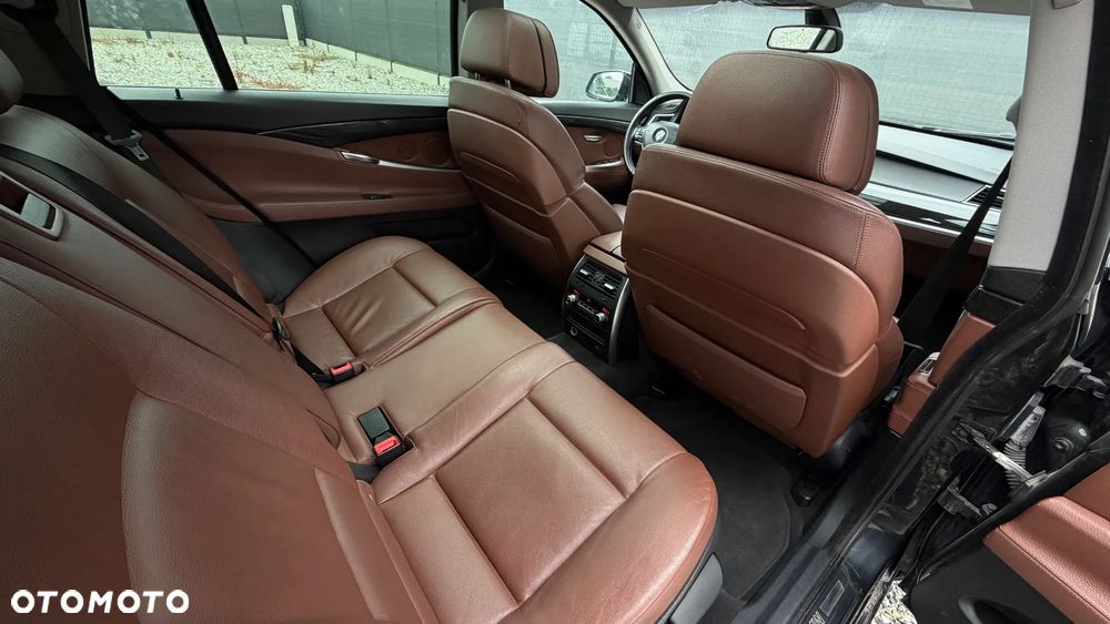 BMW 5GT 535d xDrive - 29