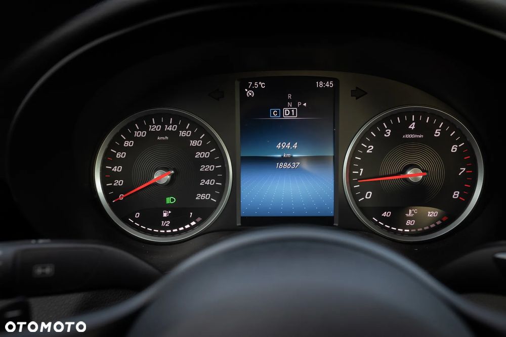 Mercedes-Benz Klasa C 160 9G-TRONIC - 23