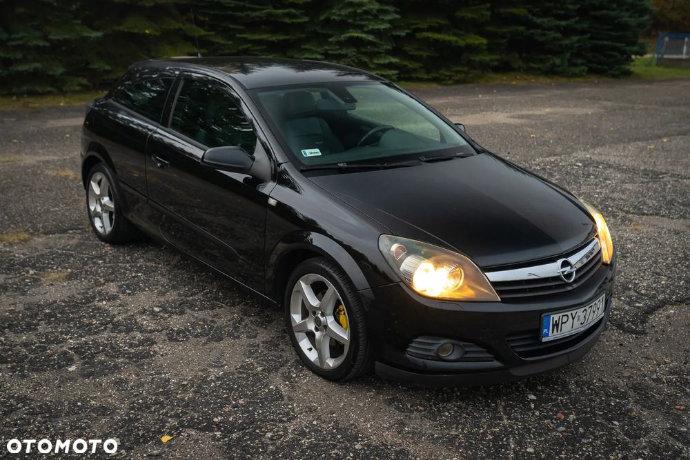 Opel Astra III GTC 1.6 Sport - 9
