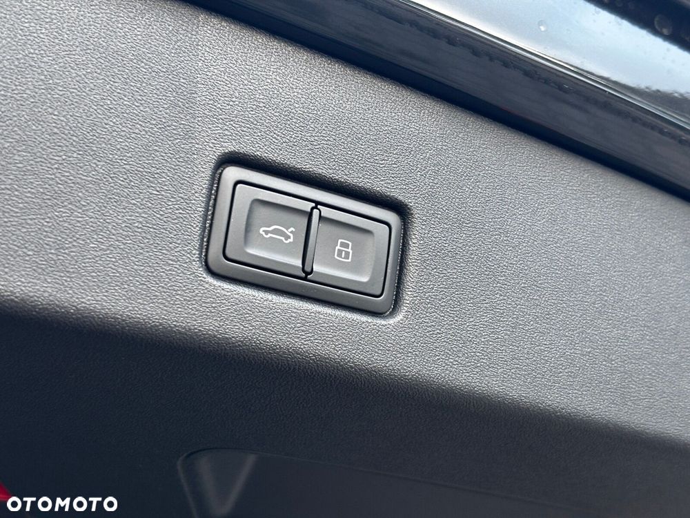 Audi Q4 e-tron - 30