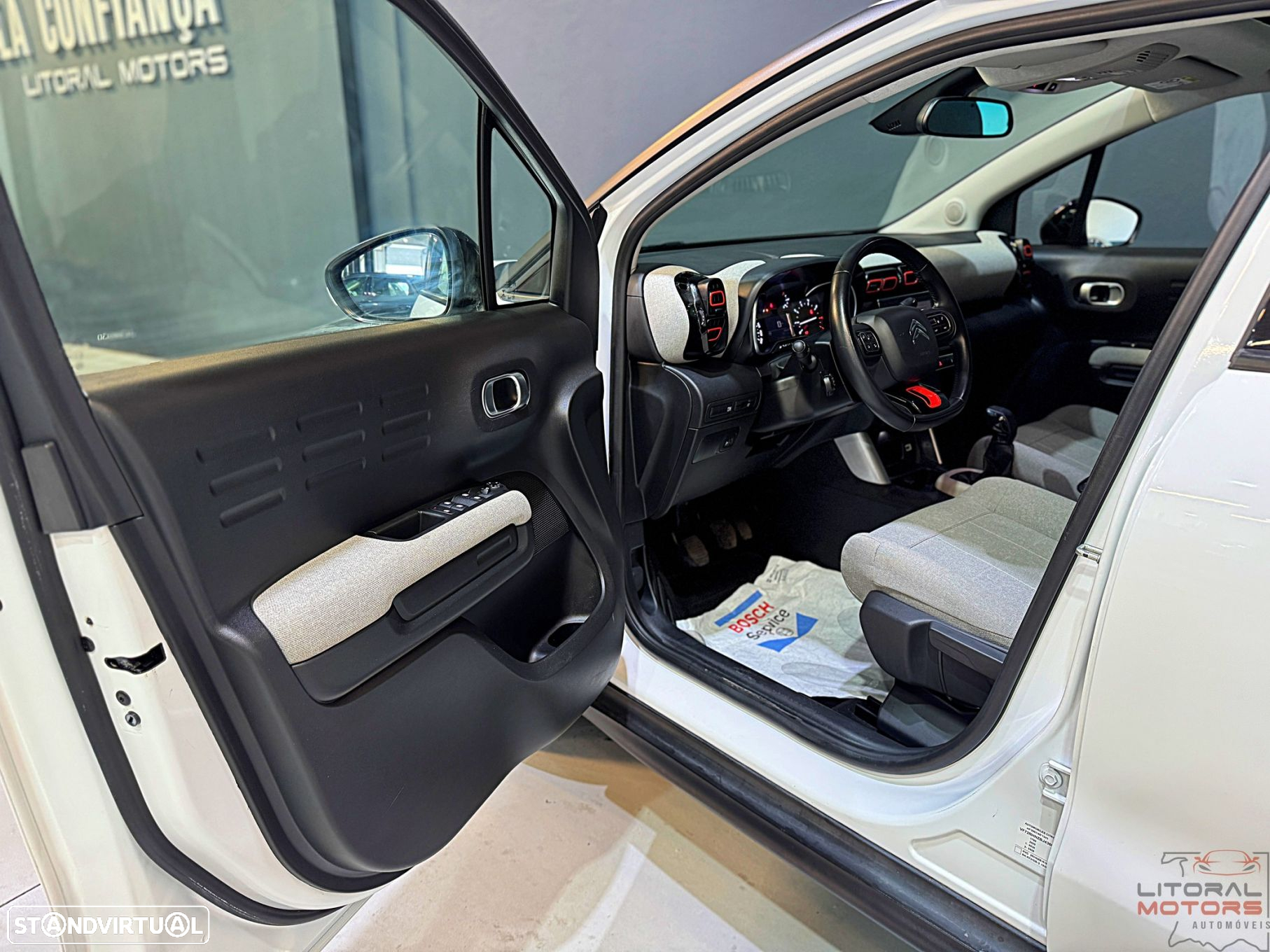 Citroën C3 Aircross 1.2 PureTech Shine - 13