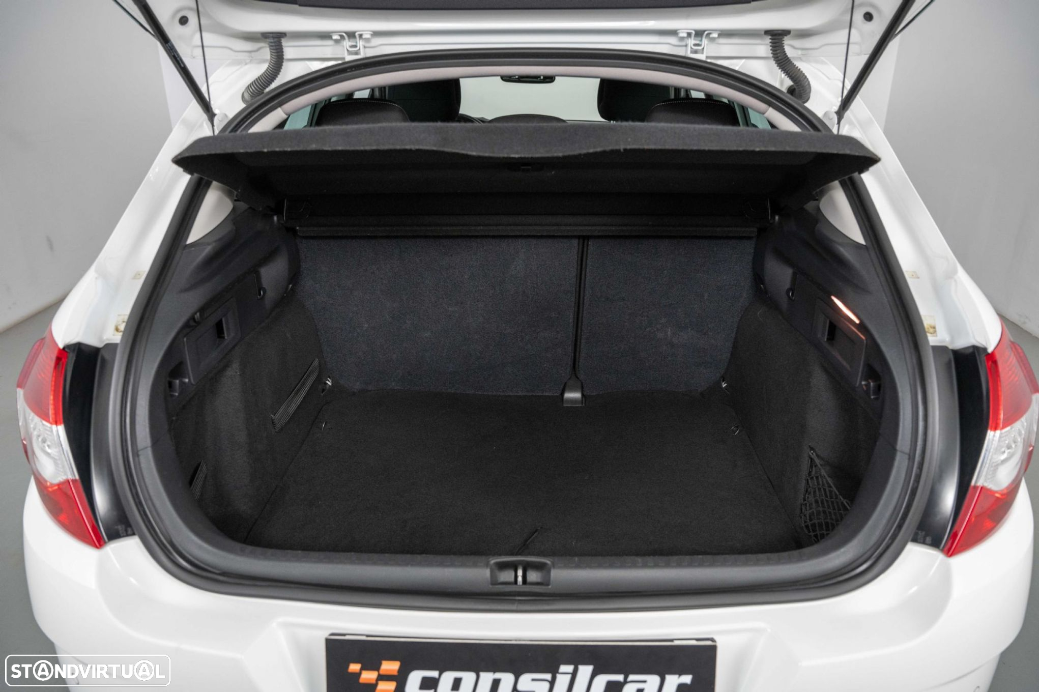 Citroën C4 1.6 HDi Collection - 12