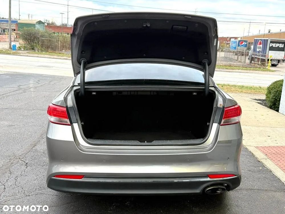 Kia Optima 2.0 XL - 14