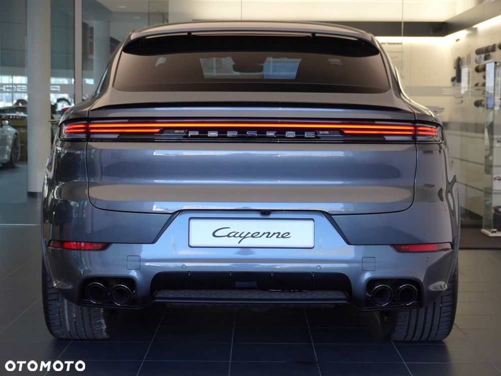 Porsche Cayenne E-Hybrid PHEV Black Edition - 16