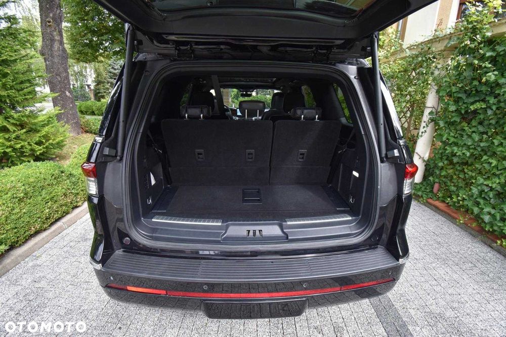 Lincoln Navigator - 7