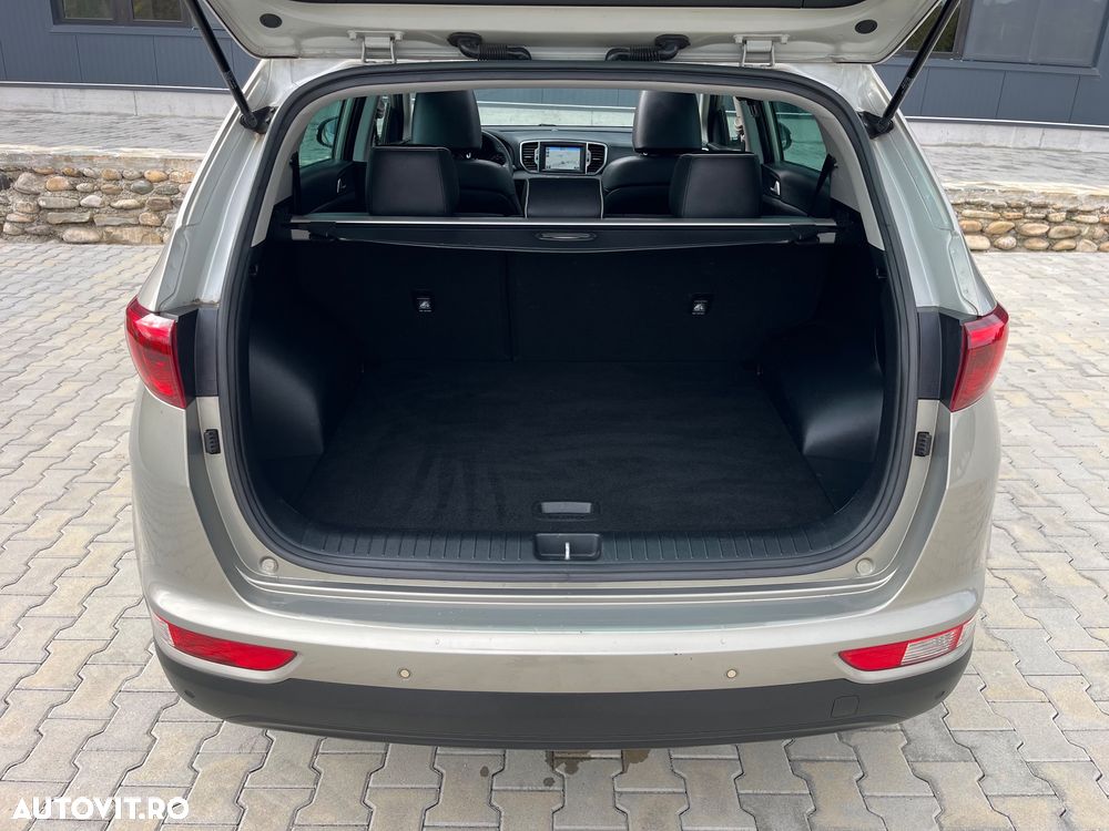 Kia Sportage 1.7 CRDI 2WD Vision - 26