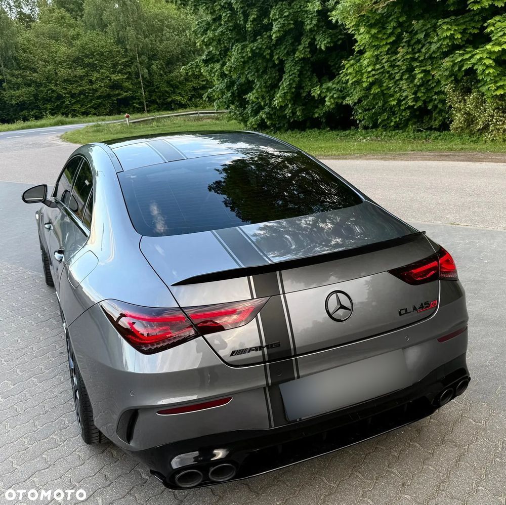 Mercedes-Benz CLA AMG 45 S 4-Matic+ 8G-DCT - 3