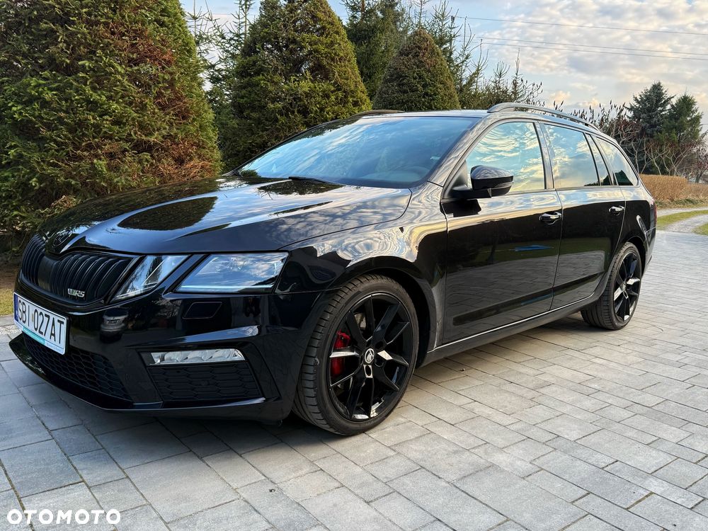 Skoda Octavia 2.0 TDI 4x4 DSG RS - 1