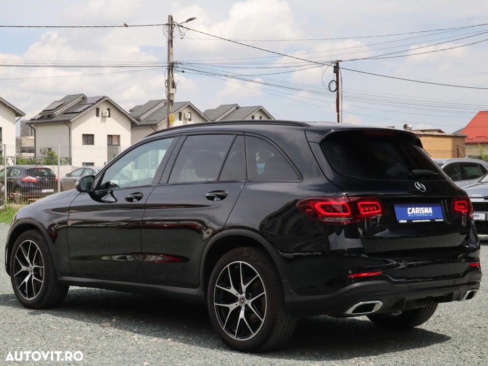 Mercedes-Benz GLC 300 4MATIC MHEV - 4