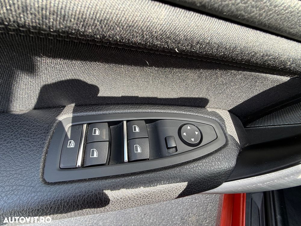 BMW Seria 1 118i Aut. - 15