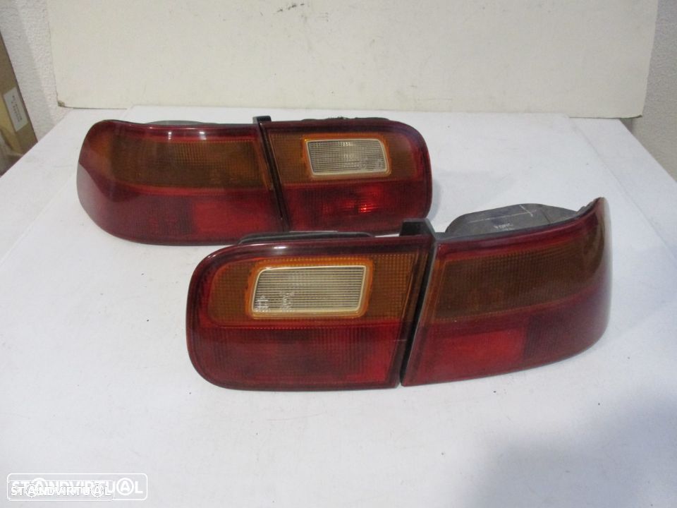 Farol farolim trás Honda Civic 3/2p esquerdo / direito - 1