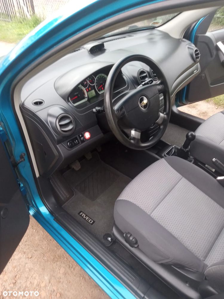 Chevrolet Aveo 1.2 - 4