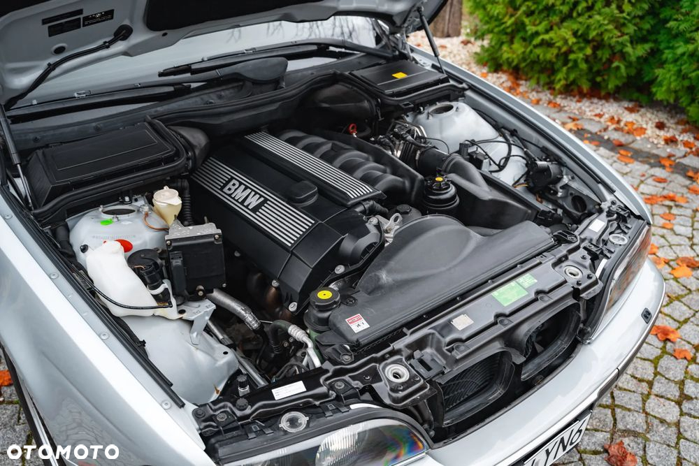 BMW Seria 5 - 37