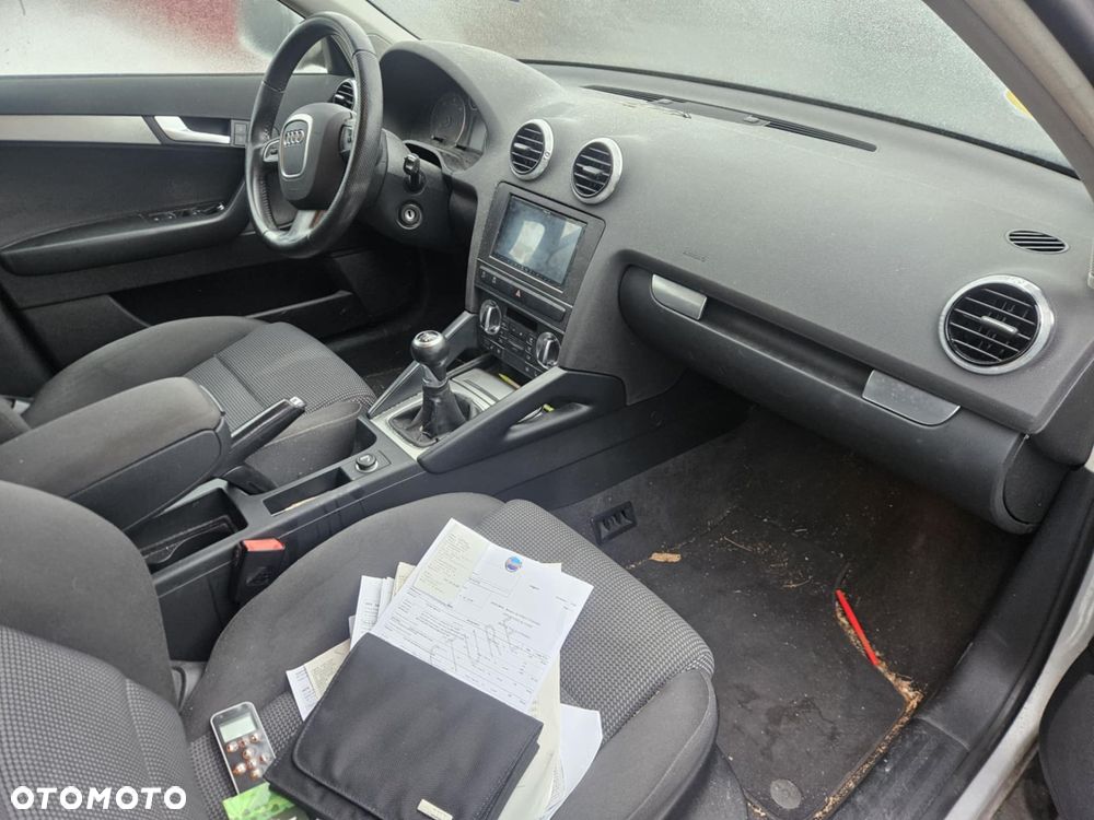 Audi A3 Sportback 2.0 TDI DPF Ambiente - 5