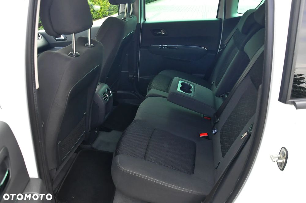Peugeot 3008 1.6 BlueHDi Style S&S - 34
