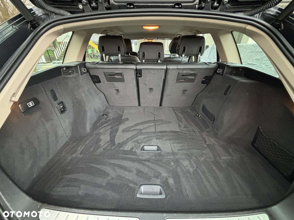 BMW Seria 3 318d DPF Edition Exclusive - 32