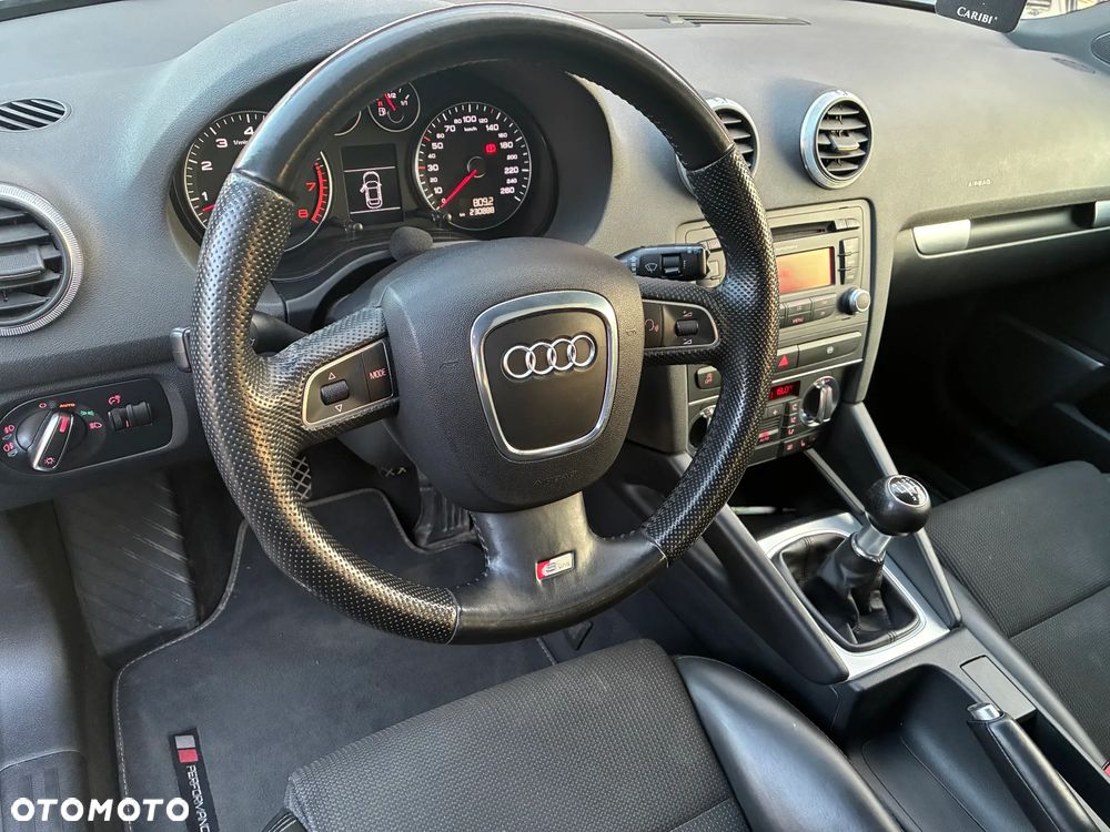 Audi A3 Sportback 1.4 TFSI S Line Sportpaket plus - 10