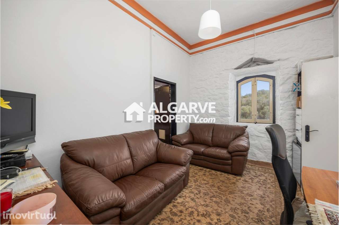 Charmosa Quinta T3 com Anexos e 3 Hectares de Terreno em Santa Bárbara - Grande imagem: 4/31