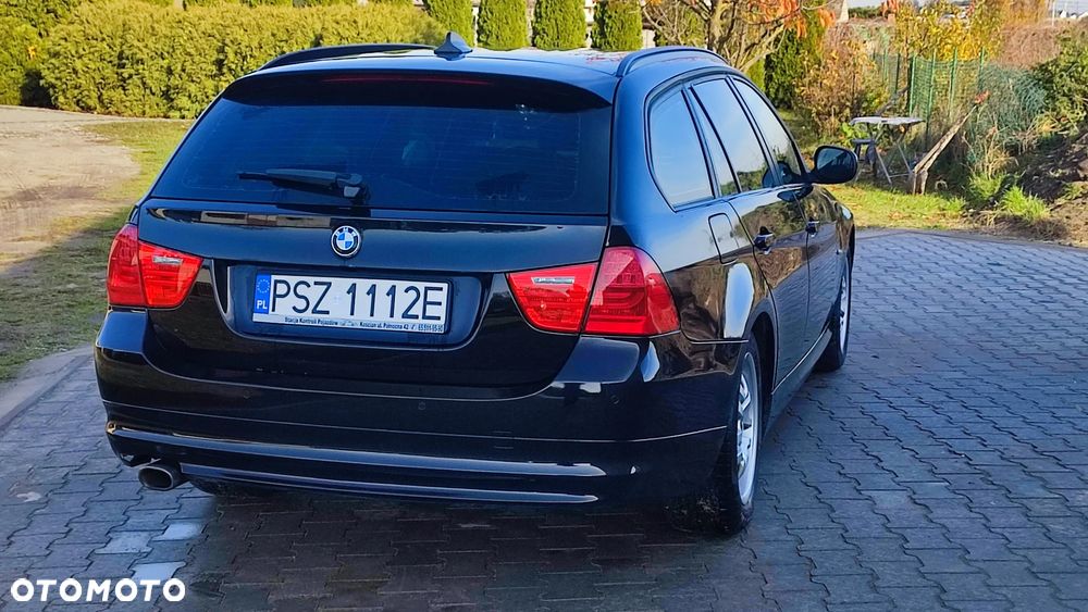 BMW Seria 3 320d - 16