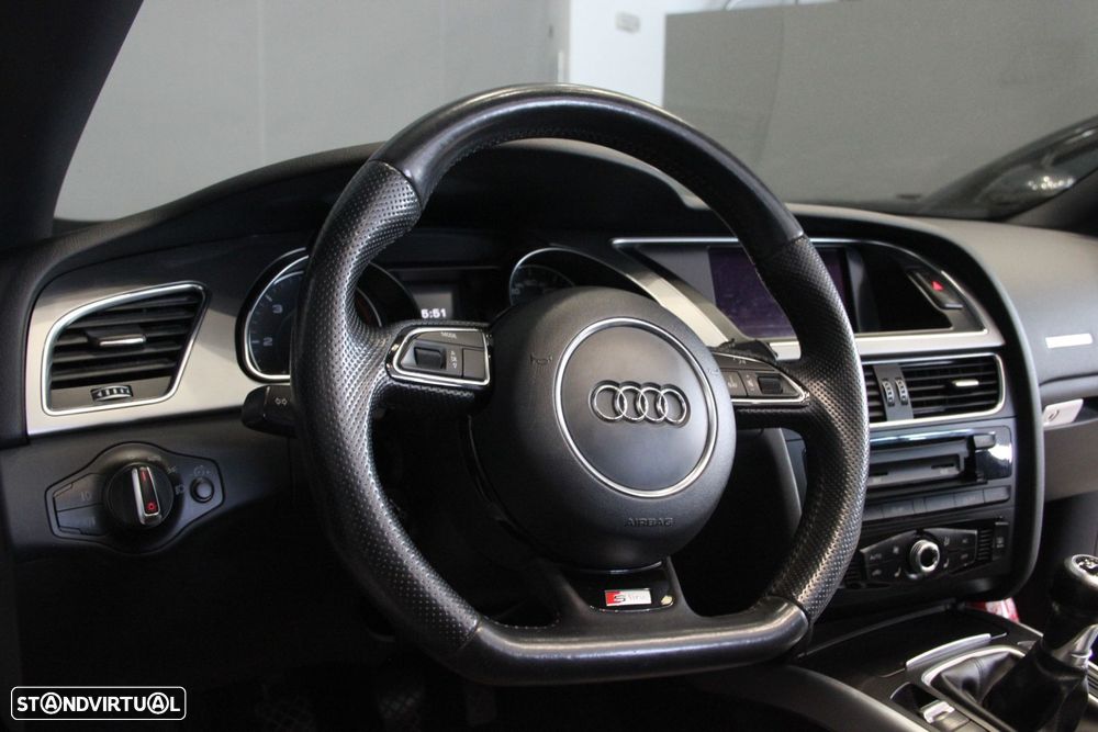 Audi A5 Cabrio 2.0 TDi S-line - 9