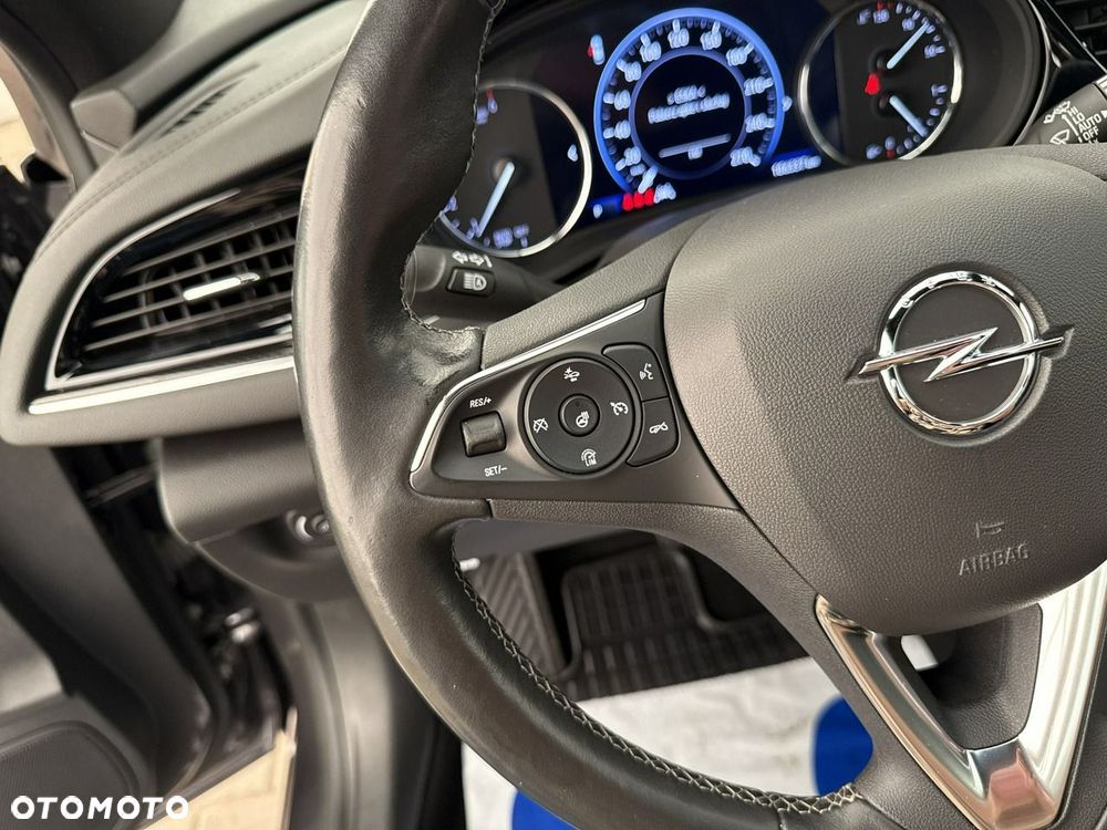 Opel Insignia - 24
