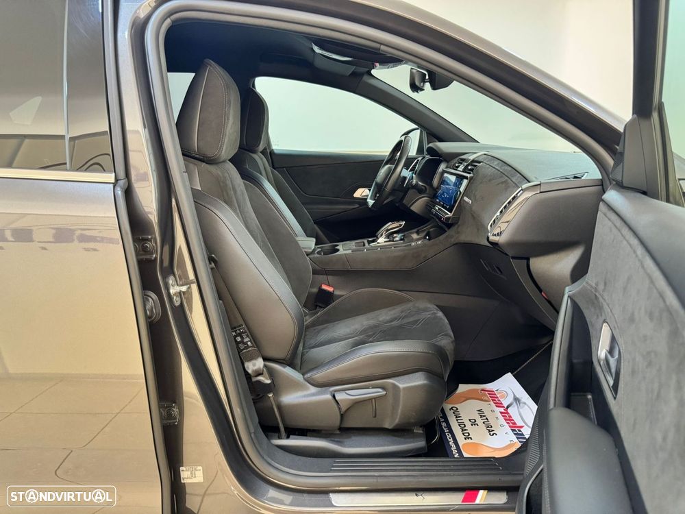 DS DS7 Crossback E-Tense Performance Line EAT8 - 54