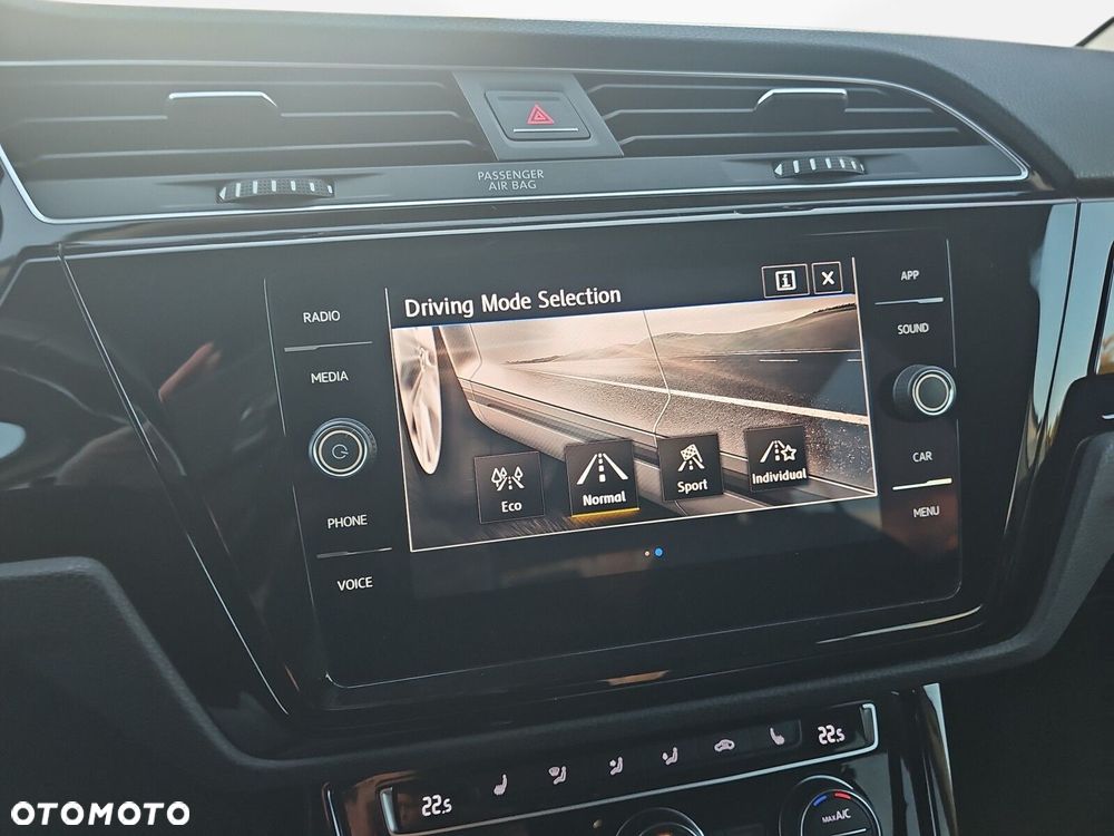 Volkswagen Touran 2.0 TDI BMT Highline DSG - 26