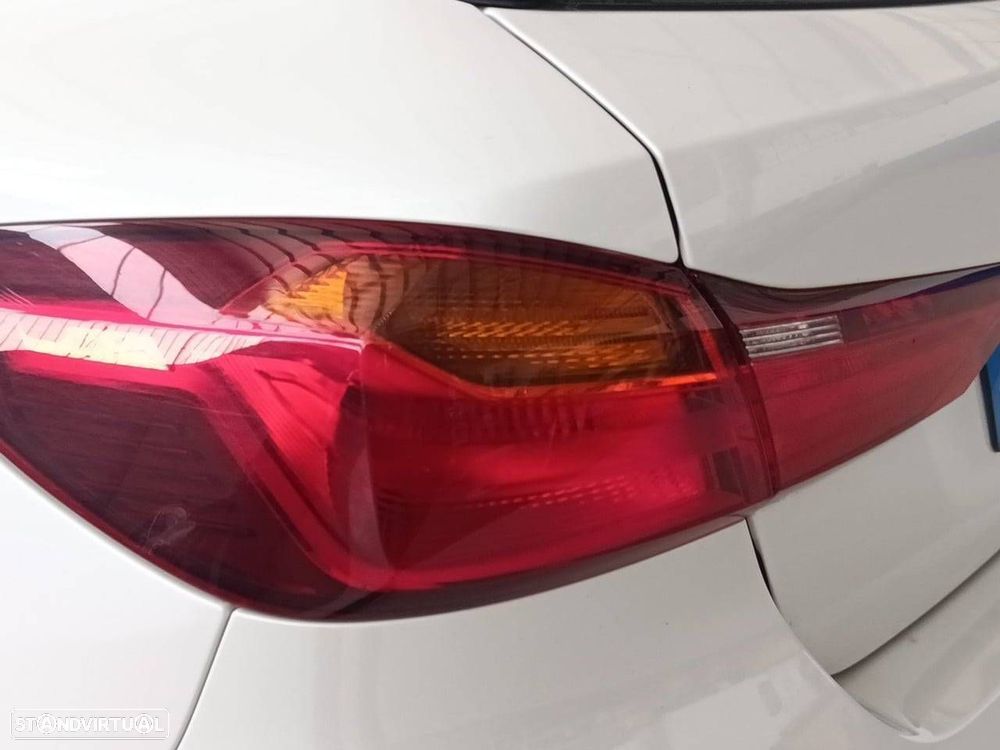 BMW 116 d Auto - 26