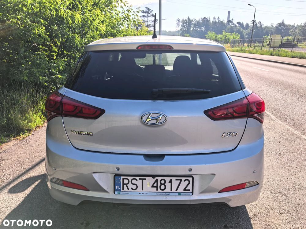 Hyundai i20 1.2 YES Silver - 5