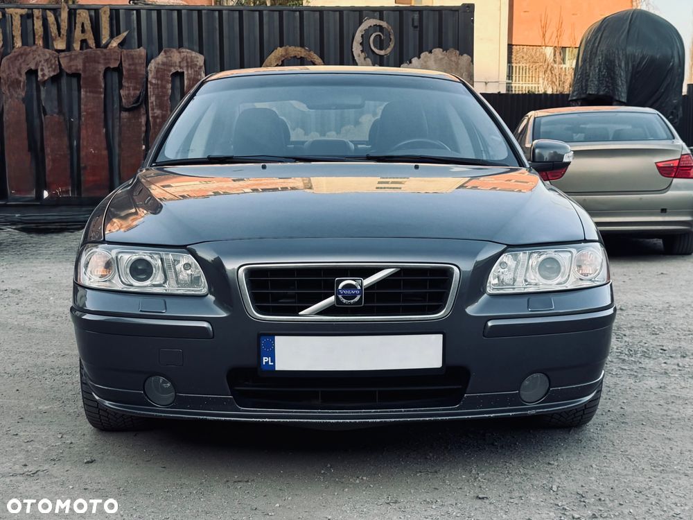 Volvo S60 2.4D5 Diament - 3