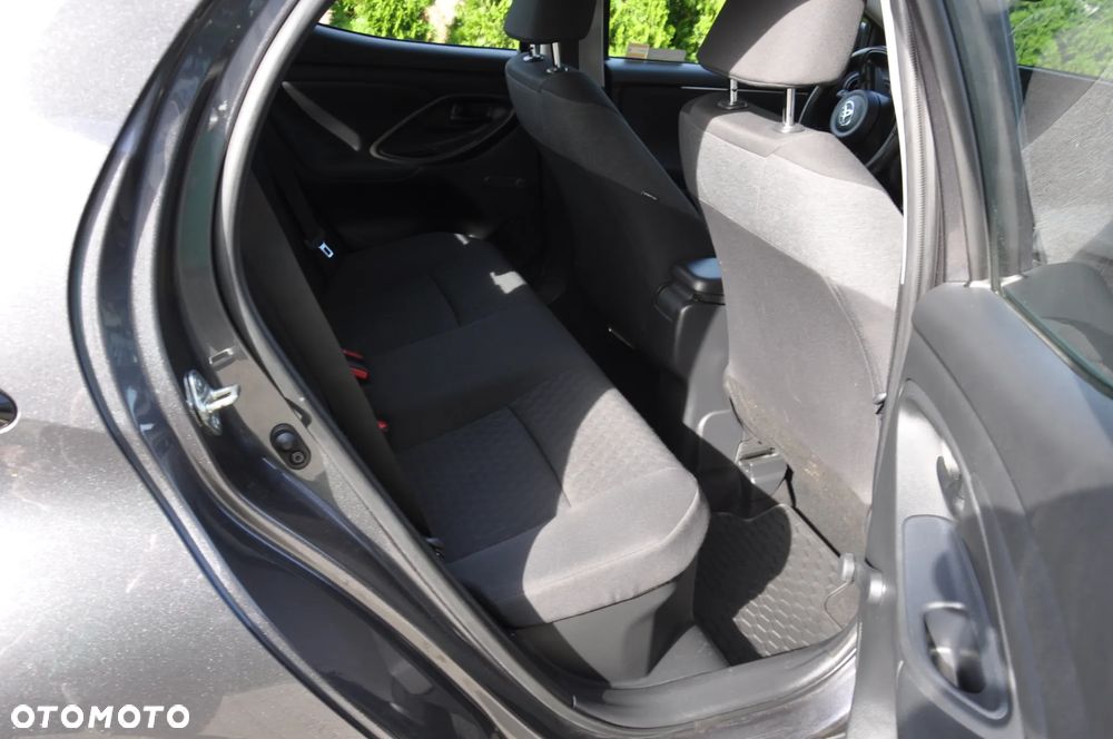 Toyota Yaris Hybrid 1.5 Comfort - 11