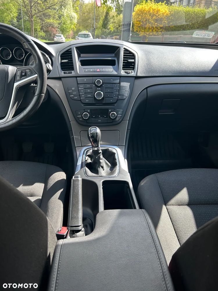 Opel Insignia - 8