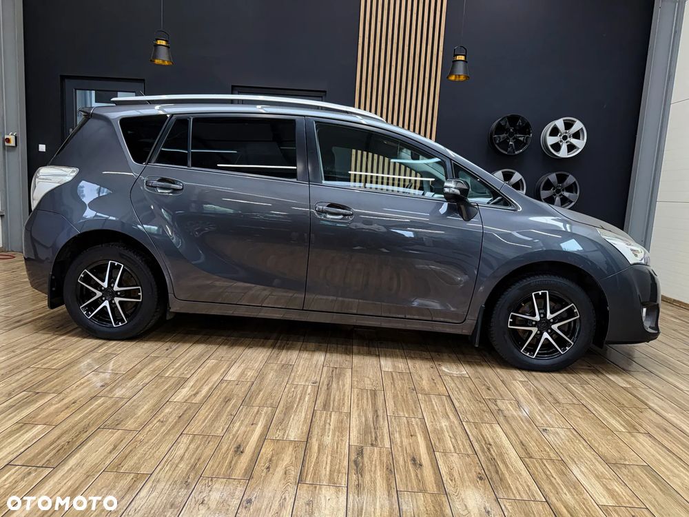 Toyota Verso 1.8 Prestige EU5 7os - 6