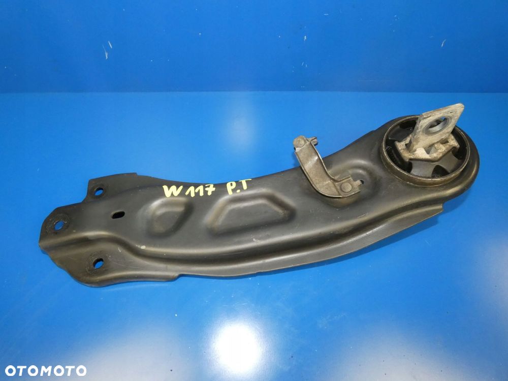 MERCEDES CLA W117 WAHACZ PRAWY TYŁ TYLNY - 1