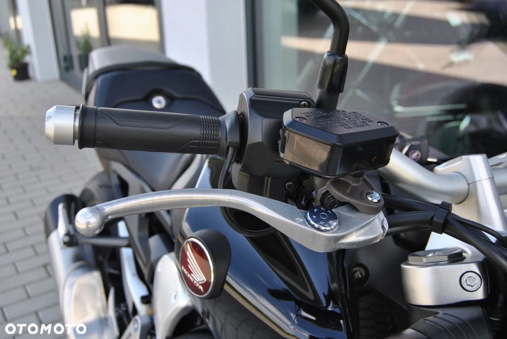 Honda CB - 14