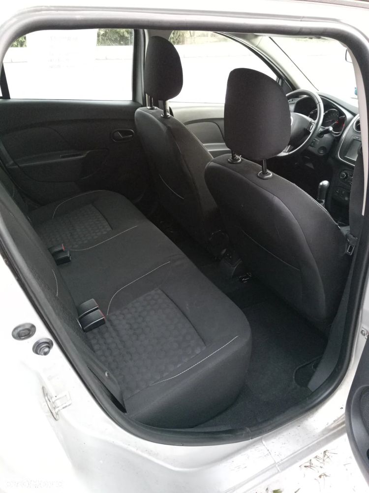 Dacia Logan TCe 90 S&S Laureate - 5