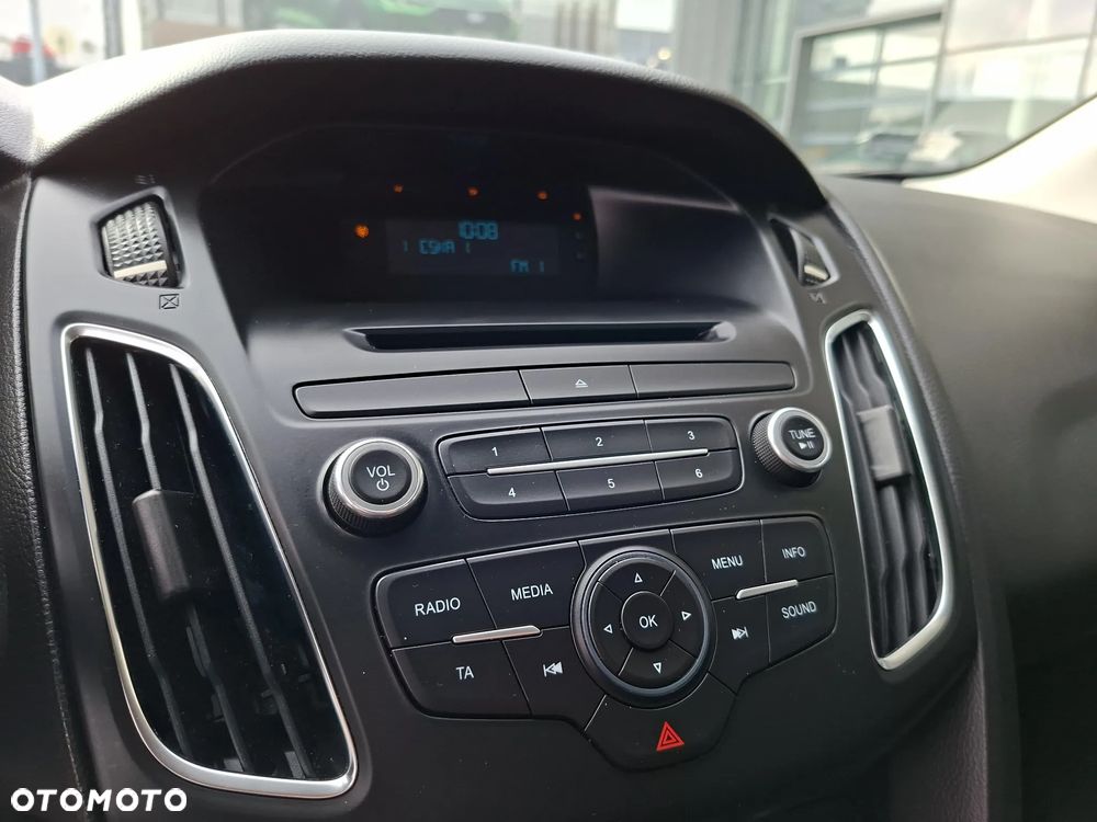 Ford Focus 1.6 Trend - 24