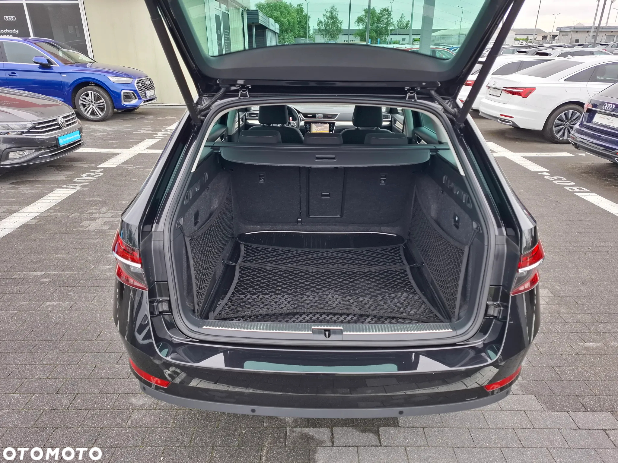 Skoda Superb 2.0 TDI SCR 4x4 Style DSG - 14