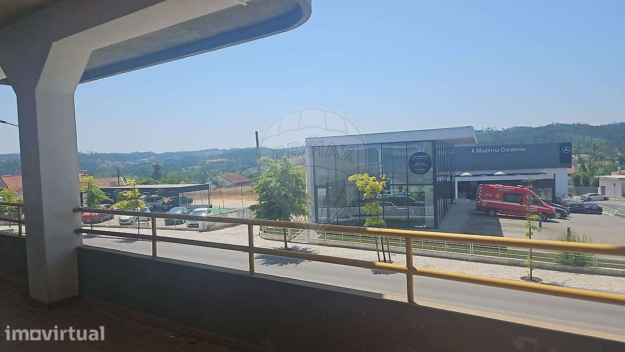 Loja  para arrendamento - Grande imagem: 2/9