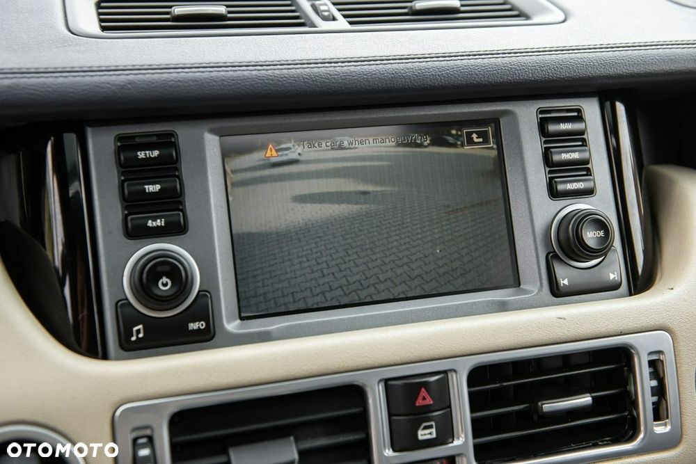 Land Rover Range Rover 3.6TD V8 Vogue SE - 22