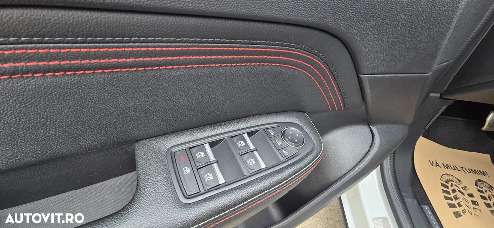 Renault Arkana E-TECH 145 R.S.LINE - 19