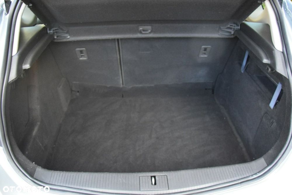 Opel Astra 1.6 Active EU6 - 19