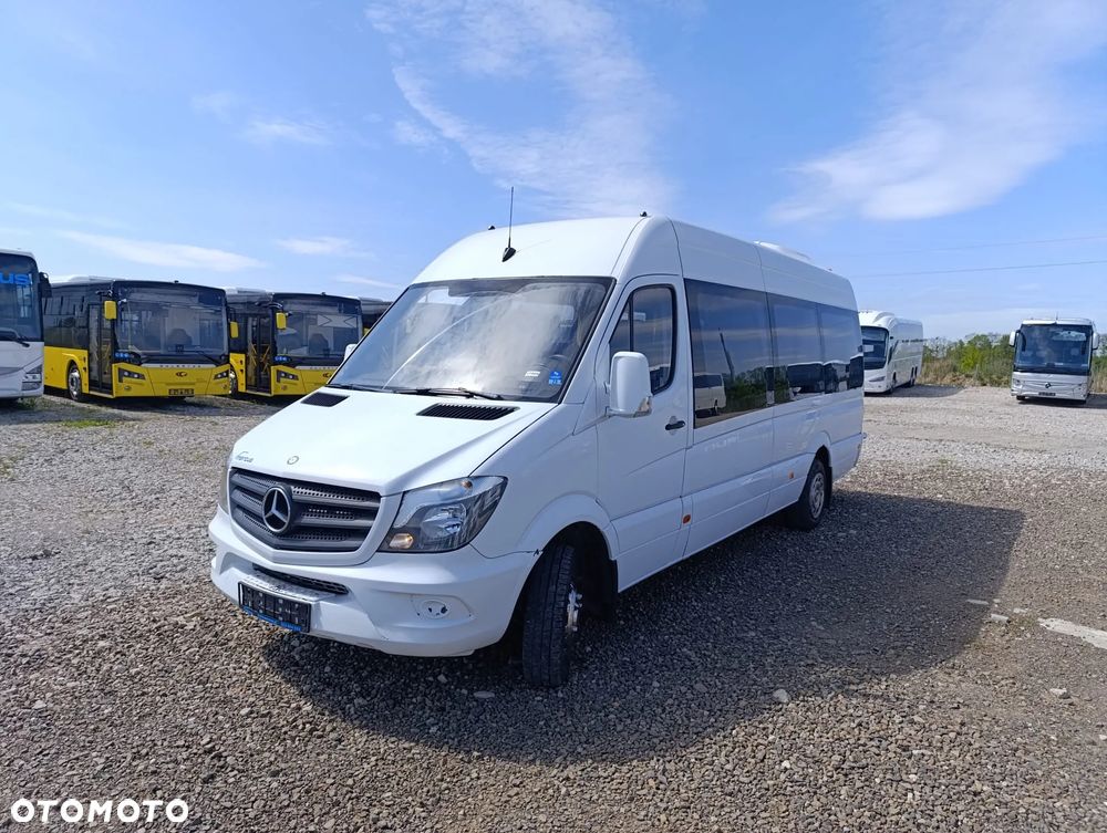 Mercedes-Benz Sprinter 519 - 12