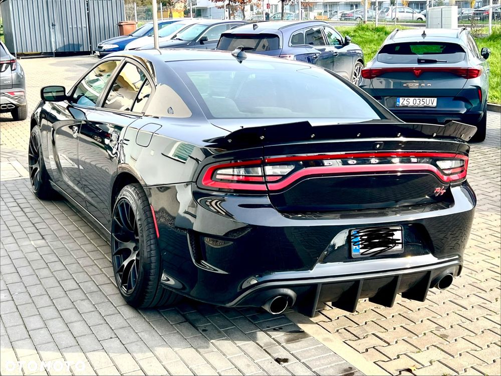 Dodge Charger - 5